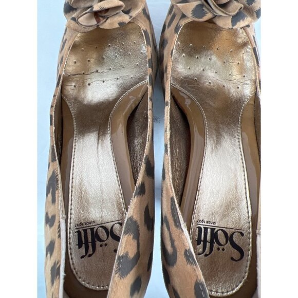 Sofft Size 8 Tan High Heeled Pump Suede Leather Printed Leopard Peep Toe Rosette - Picture 13 of 13